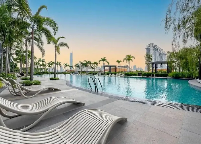 Trion Kuala Lumpur Klcc View L65 2Br 2Bth