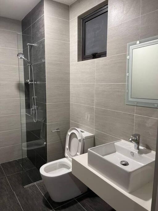 Trion Klcc View L65 2br 2bth Pangsapuri Kuala Lumpur